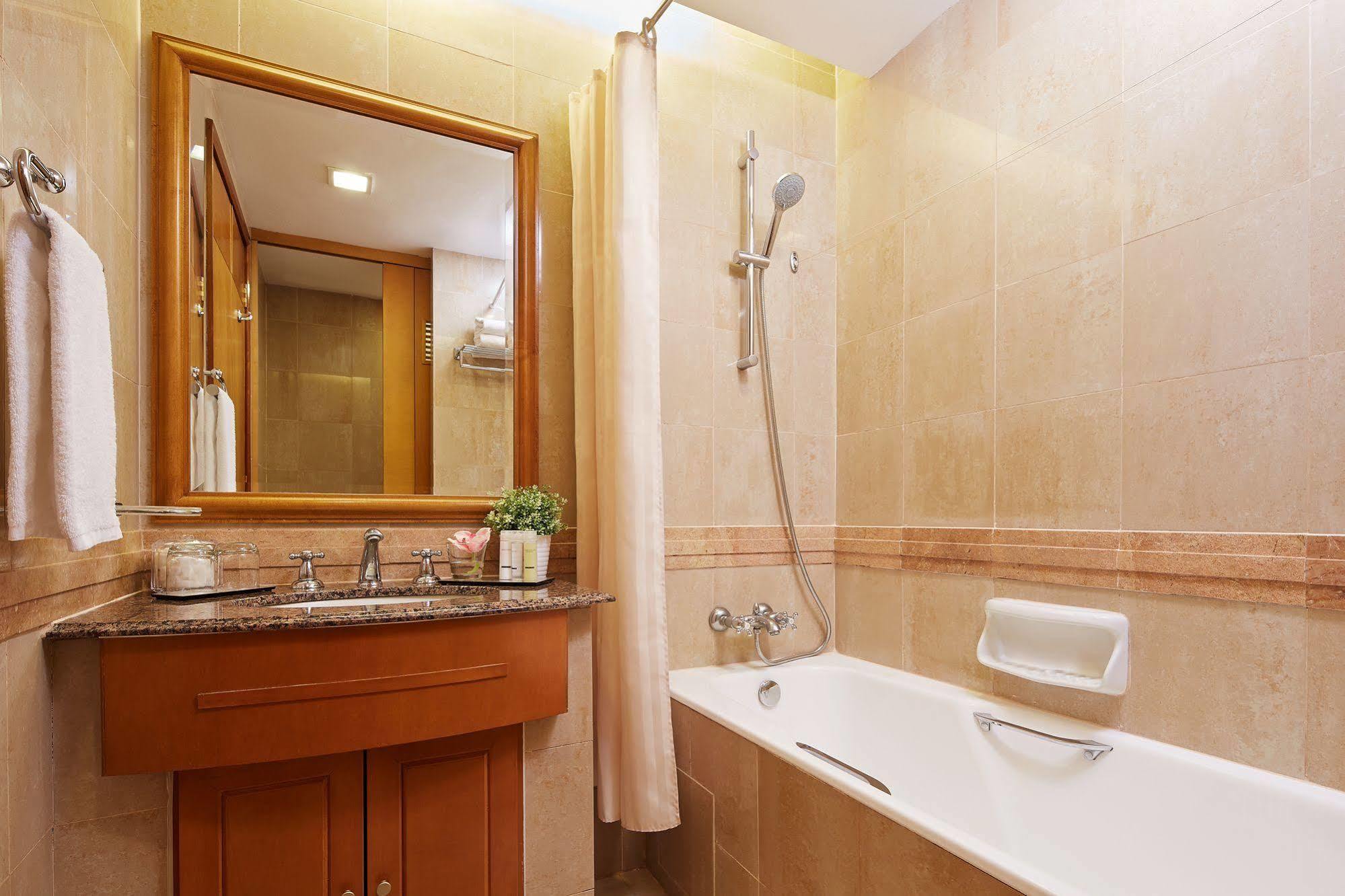 Village Residence Clarke Quay By Far East Hospitality Сингапур Екстериор снимка